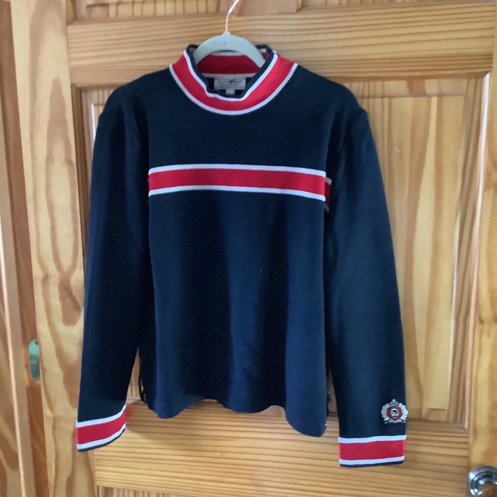 St John’s Sports Top